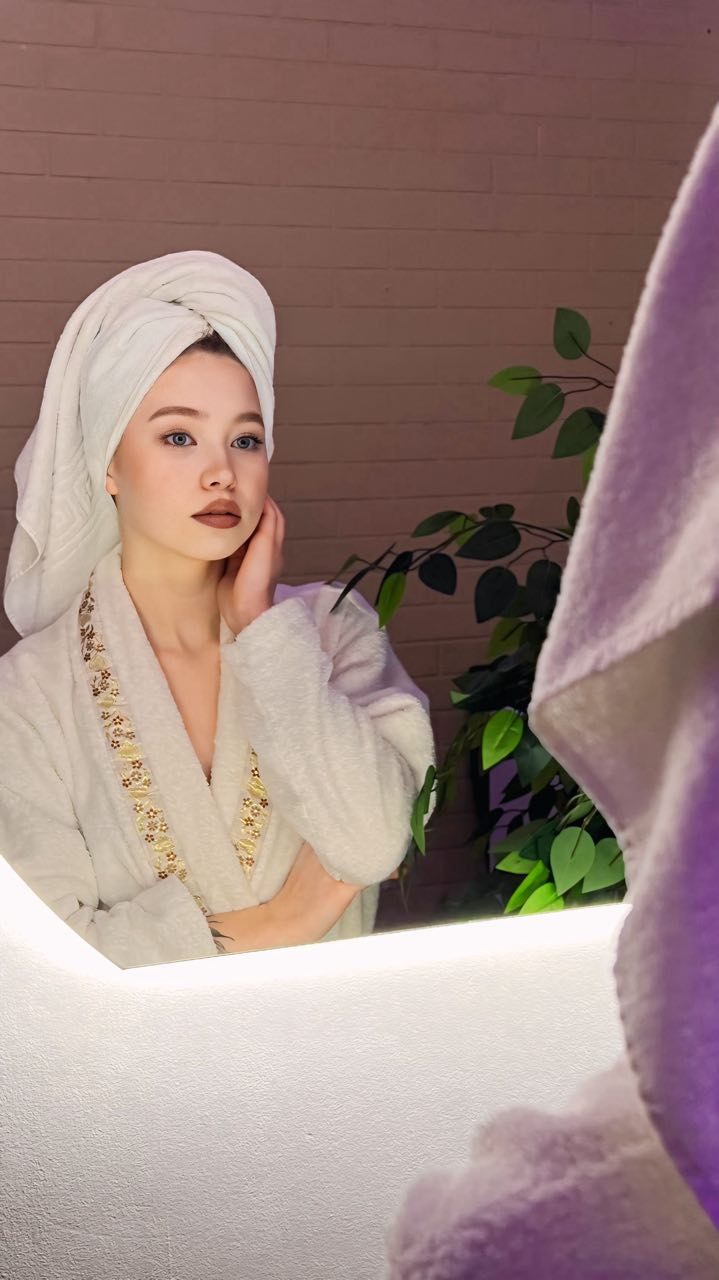 Гостья спа-салона SPA Days после процедур