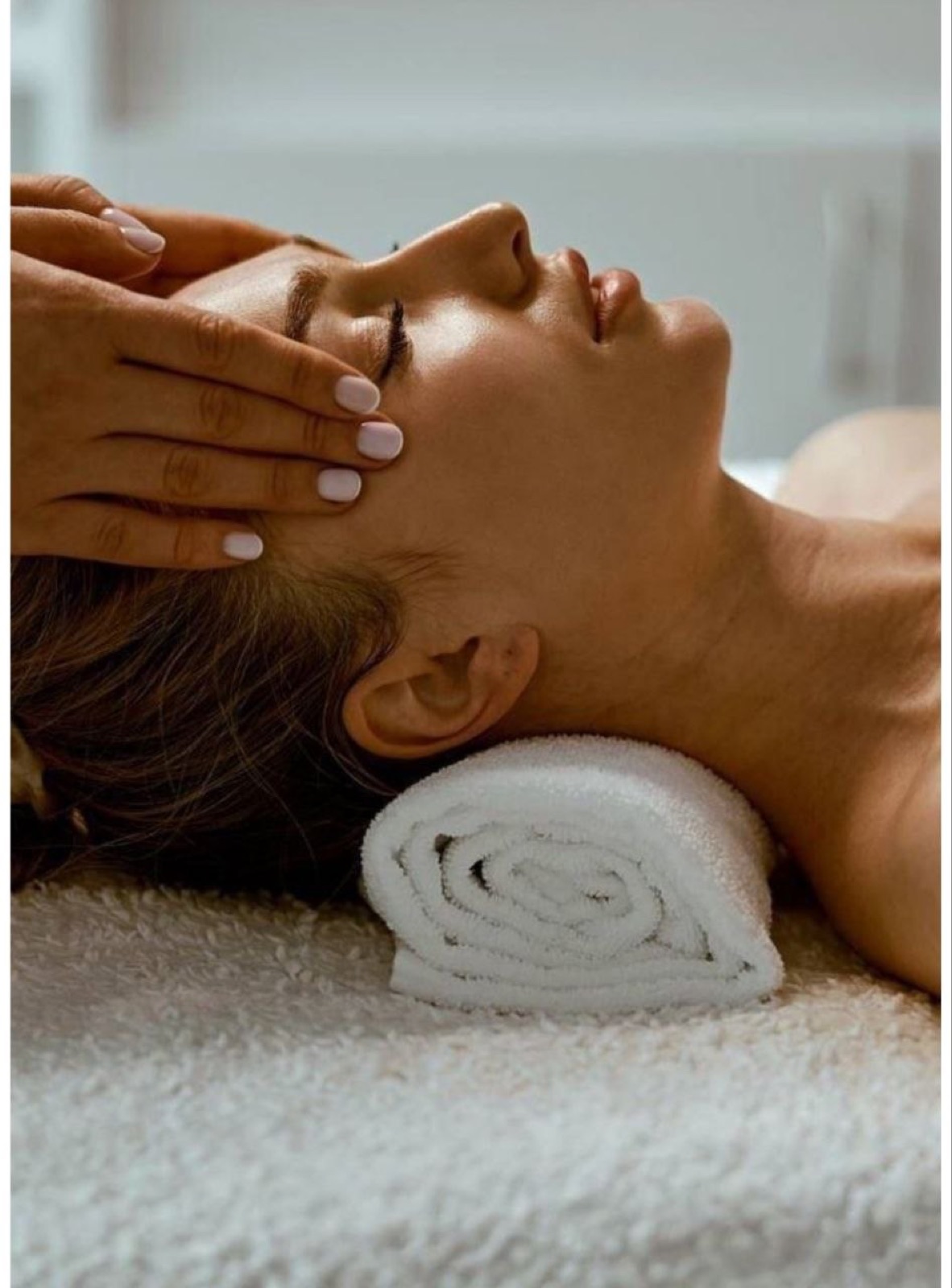 Массаж лица и головы в спа-салоне SPA Days